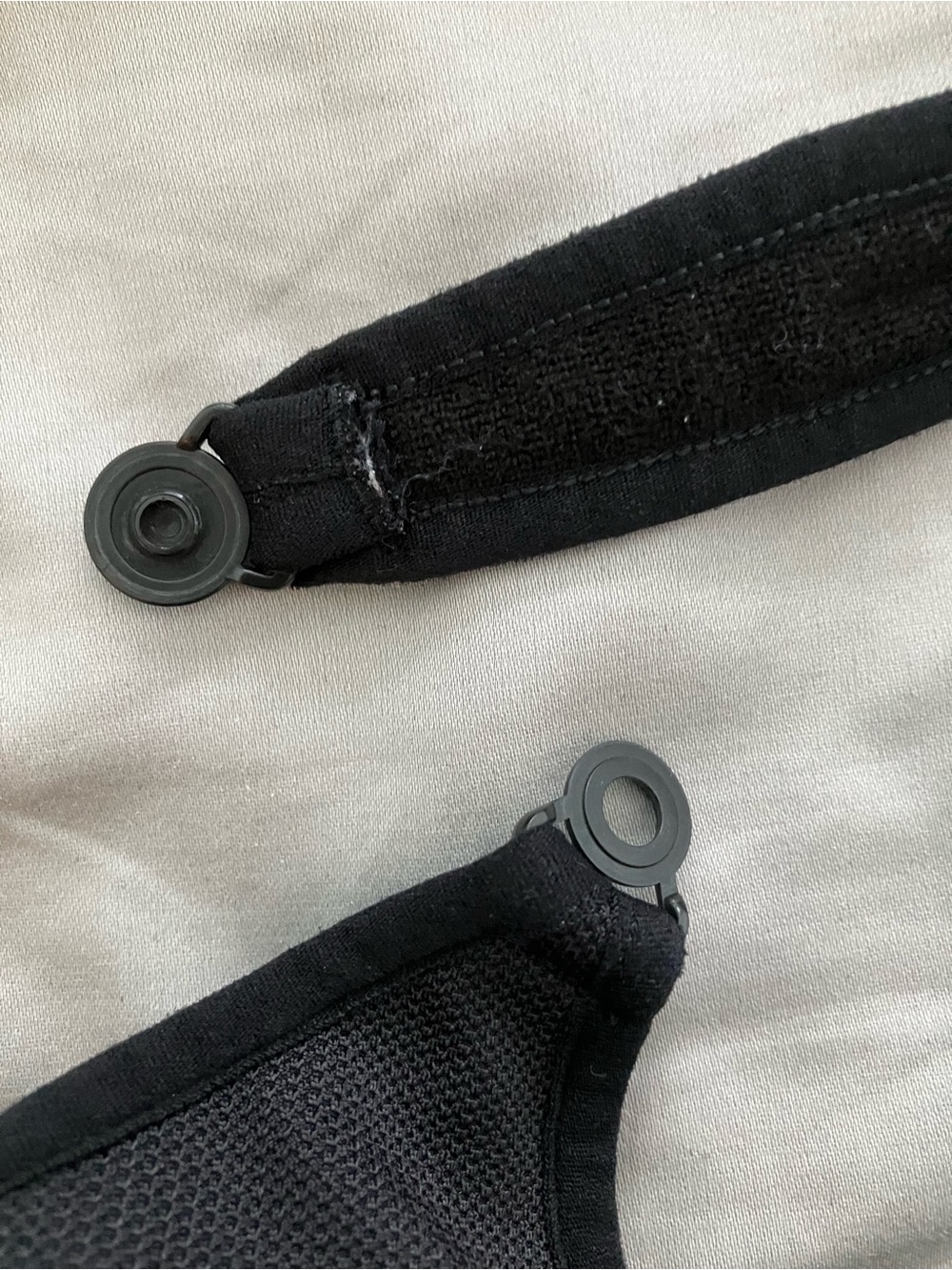 Berlei Black Wireless Molded-Cup Sports Bra - Picture 3 of 8